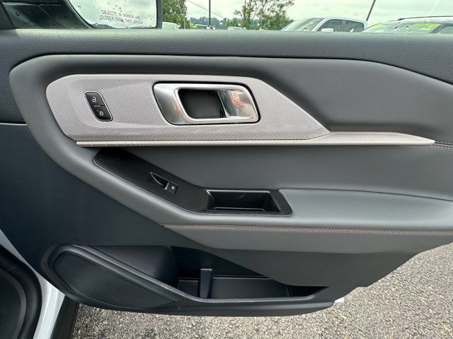 New 2026 Ford Explorer Active w/ Active Comfort Package AWD/4WD image 25