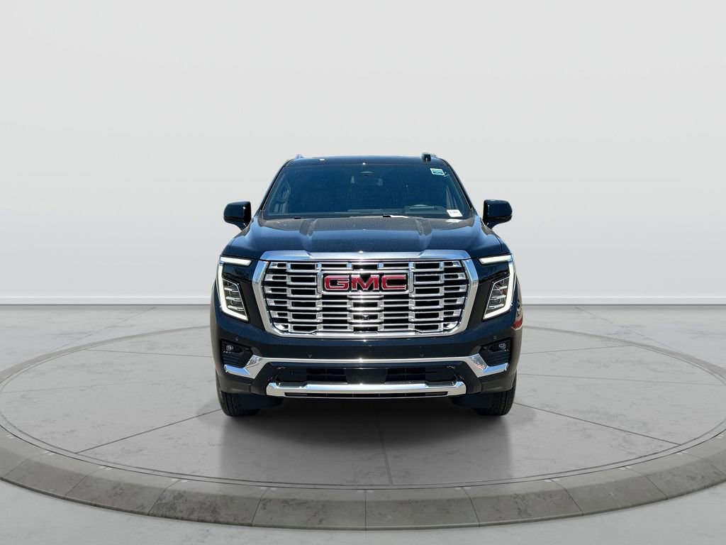 Used 2026 GMC Yukon XL Denali w/ Sun & Power Step Package AWD/4WD image 3