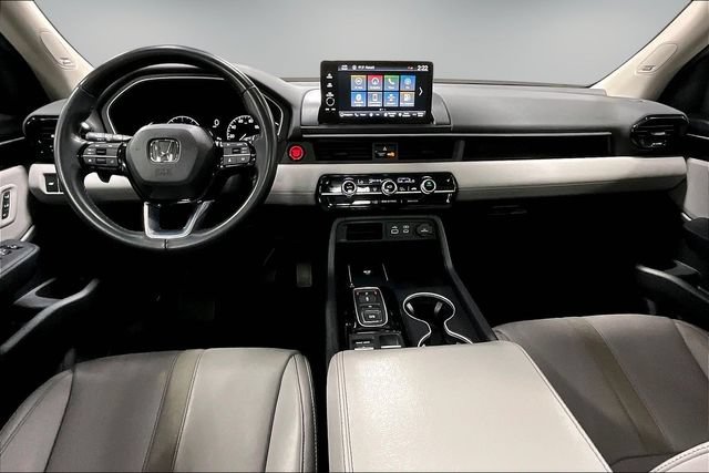 Used 2024 Honda Pilot Touring image 9