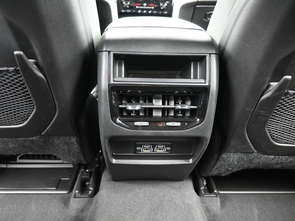 Used 2025 Jeep Grand Cherokee Laredo image 37