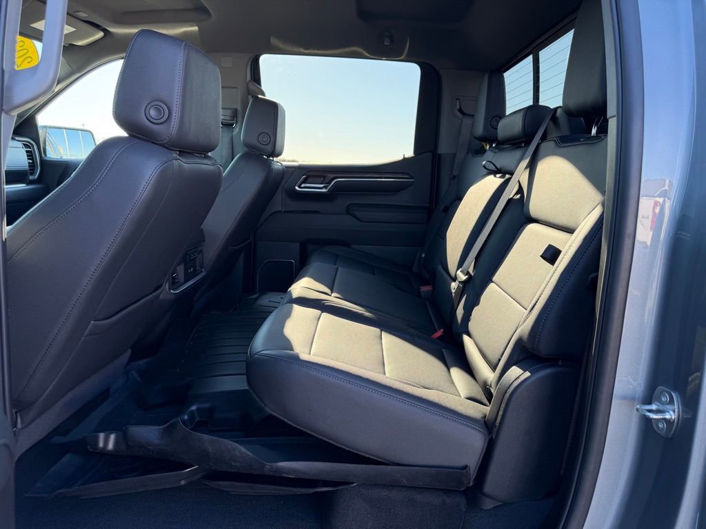 Used 2024 GMC Sierra 1500 SLT w/ SLT Premium Package image 17