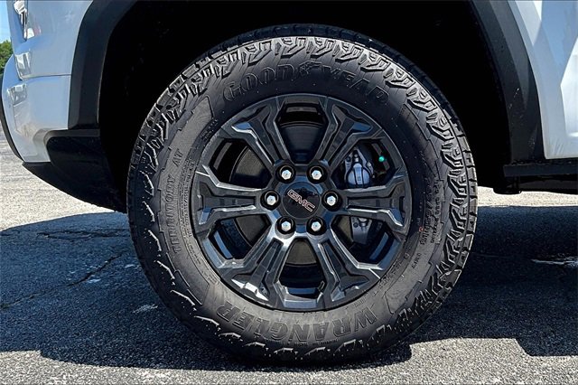 New 2025 GMC Canyon Elevation w/ Convenience Package image 12