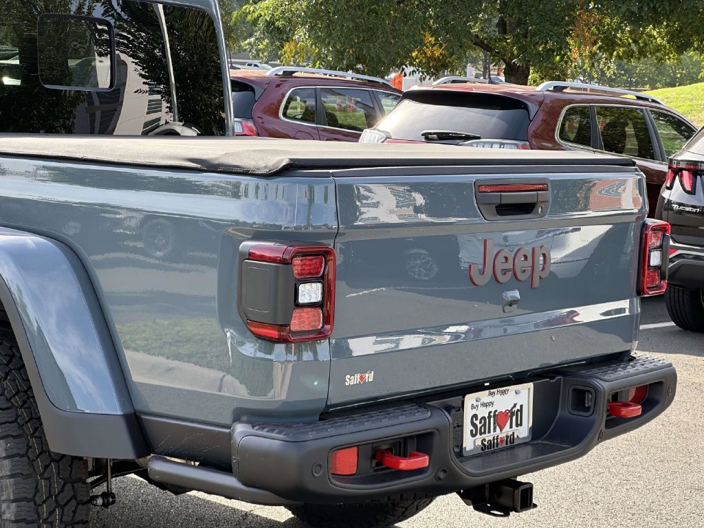 New 2027 Jeep Gladiator Rubicon AWD/4WD image 11