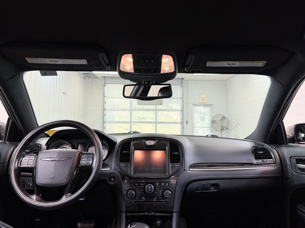 Used 2014 Chrysler 300 C AWD/4WD image 26