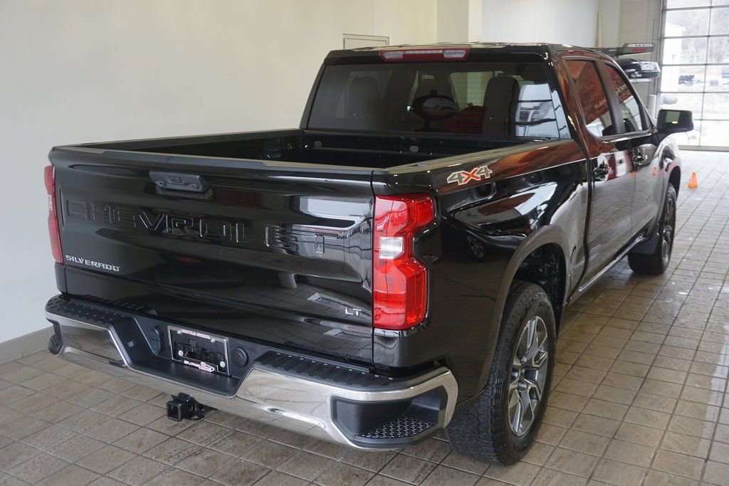 Used 2025 Chevrolet Silverado 1500 LT image 16