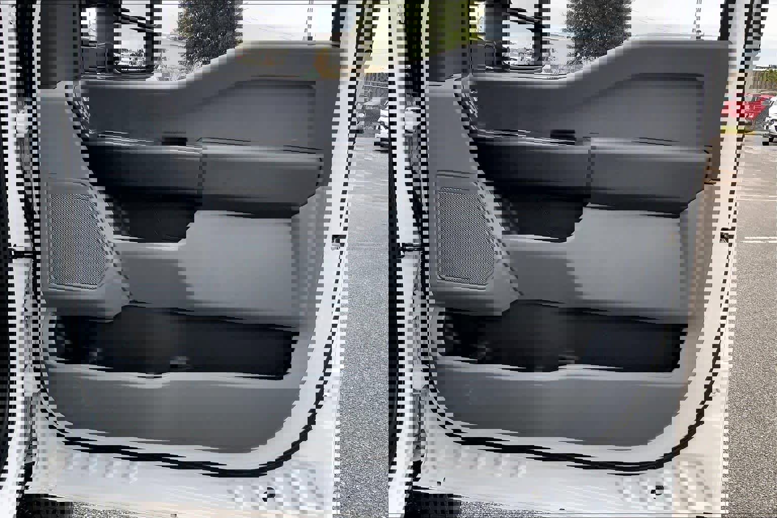 Used 2023 Ford F550 4x4 Crew Cab Super Duty image 22