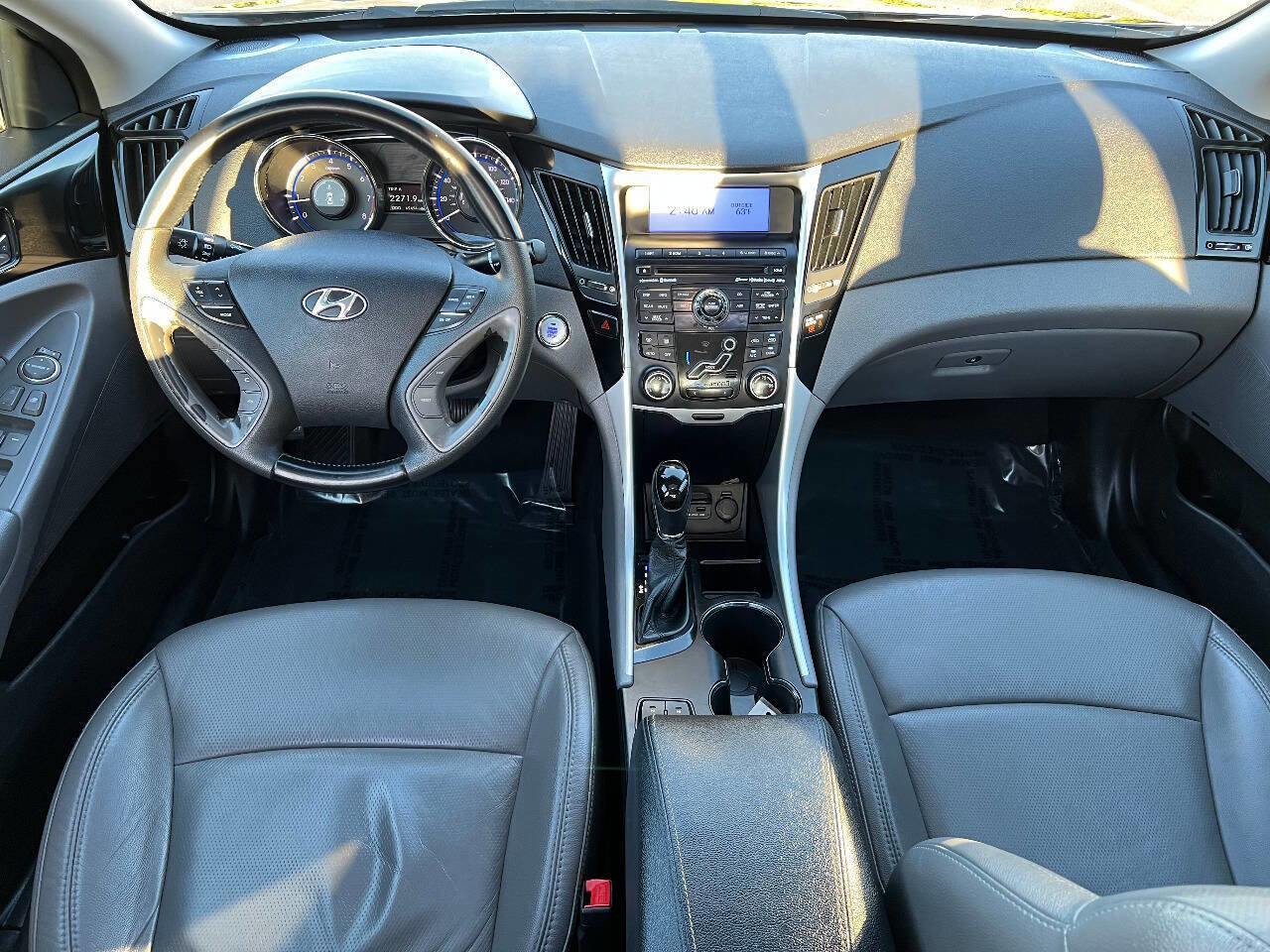 Used 2011 Hyundai Sonata Limited FWD image 23