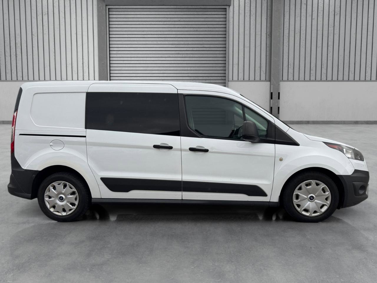 Used 2018 Ford Transit Connect XL image 25