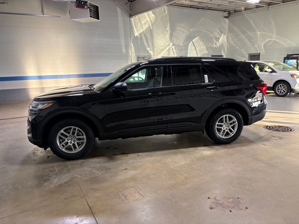 New 2026 Ford Explorer Active image 7