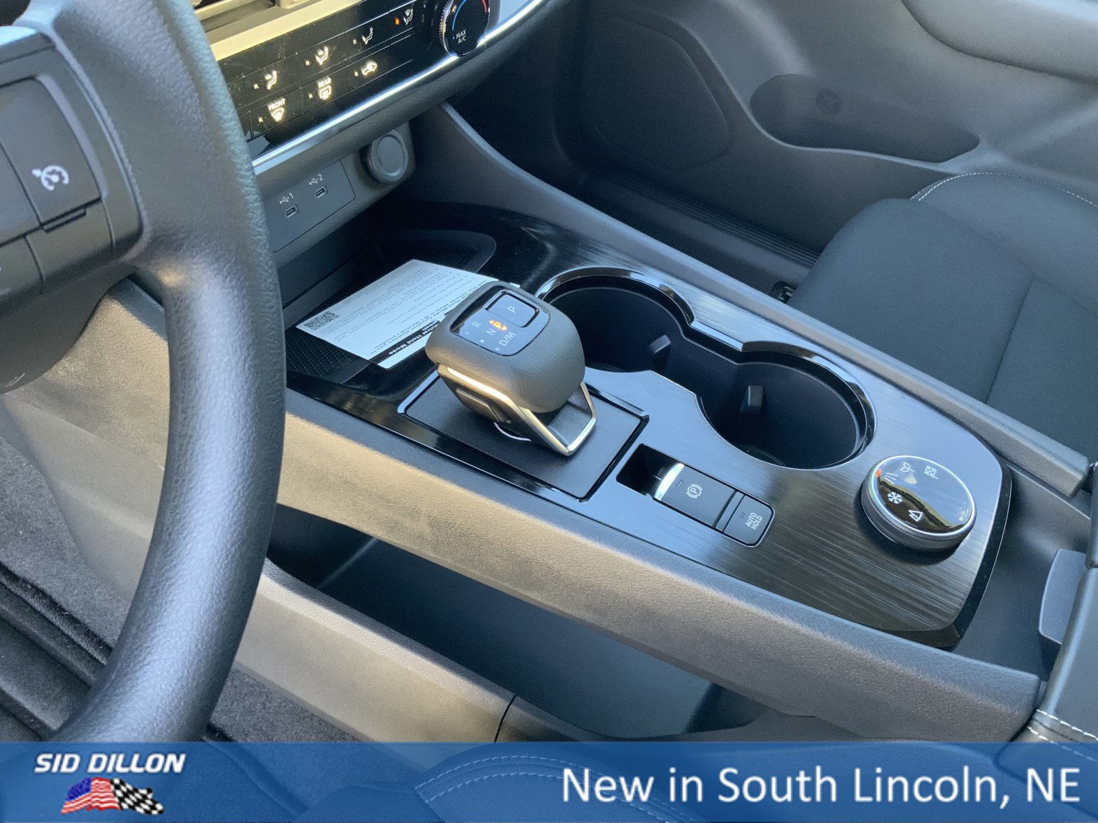 New 2026 Nissan Rogue S image 8