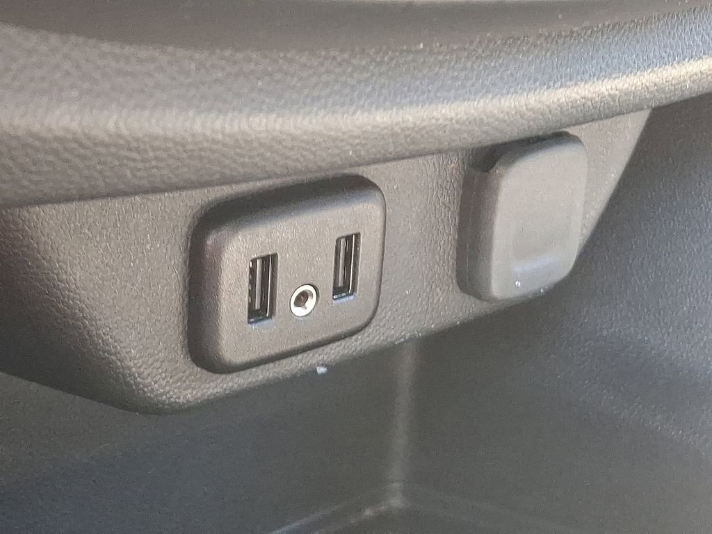 Certified 2023 Chevrolet Traverse LT FWD image 27