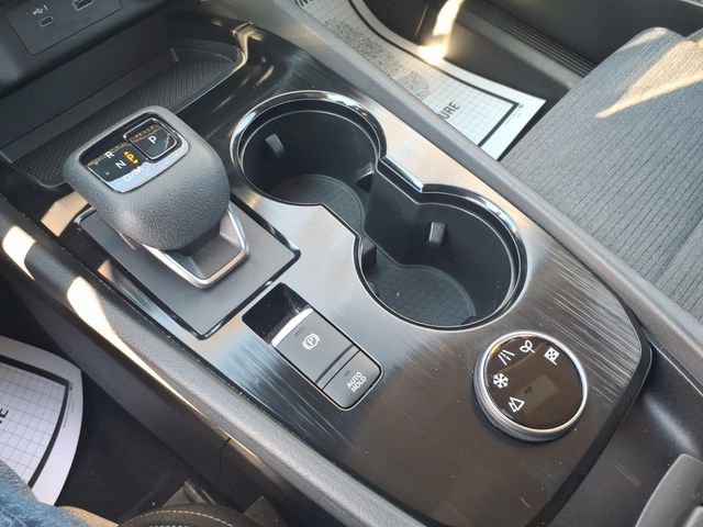 Used 2023 Nissan Rogue SV image 24