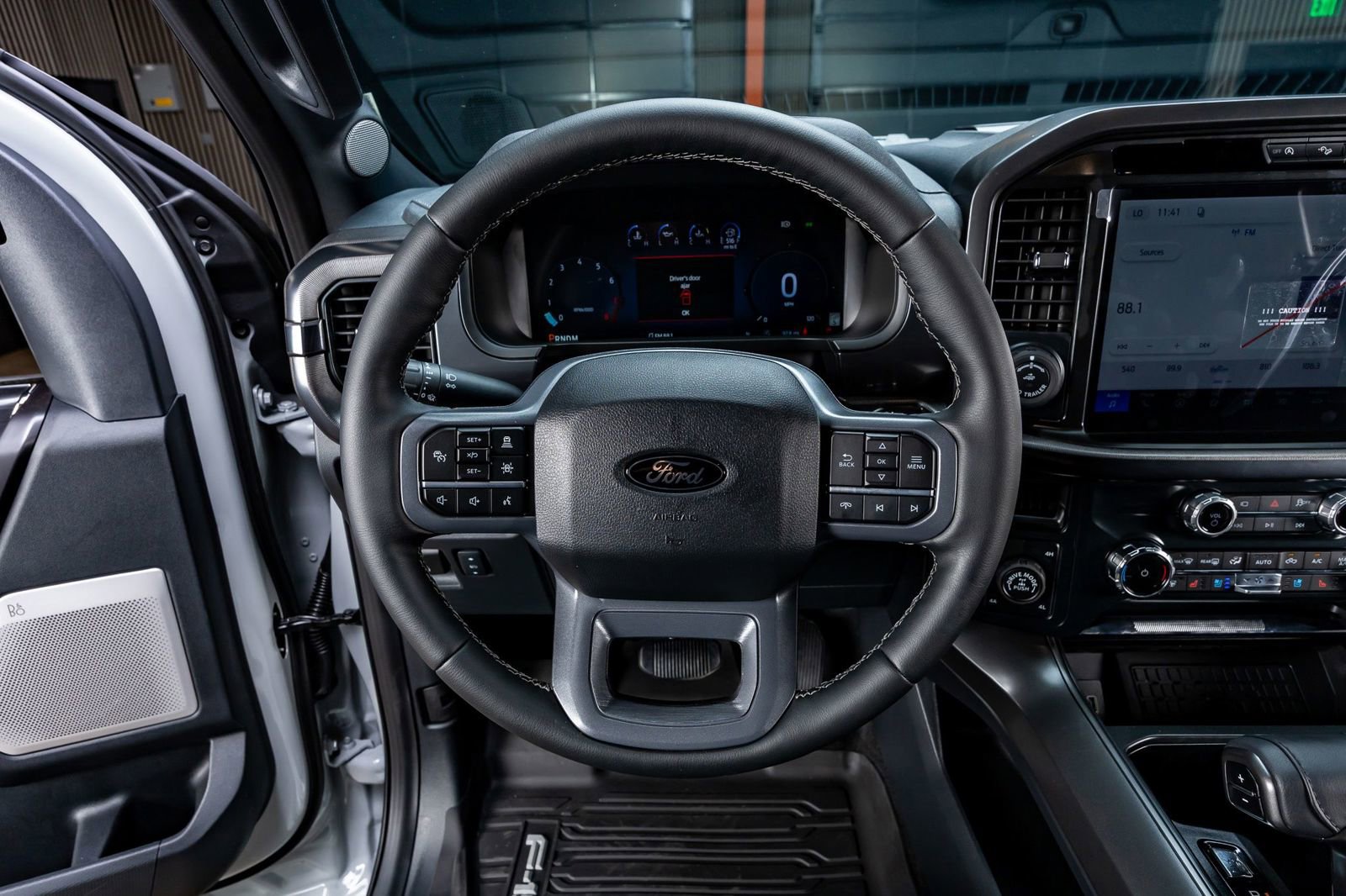 Used 2026 Ford F150 Lariat AWD/4WD image 19