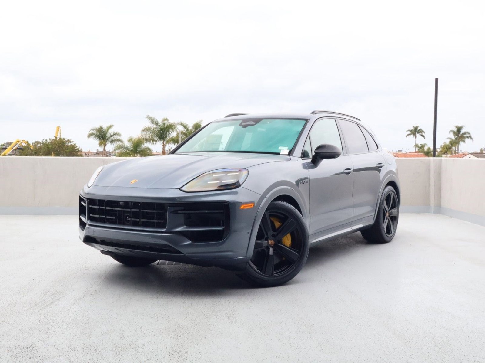 New 2026 Porsche Cayenne E-Hybrid AWD/4WD image 1