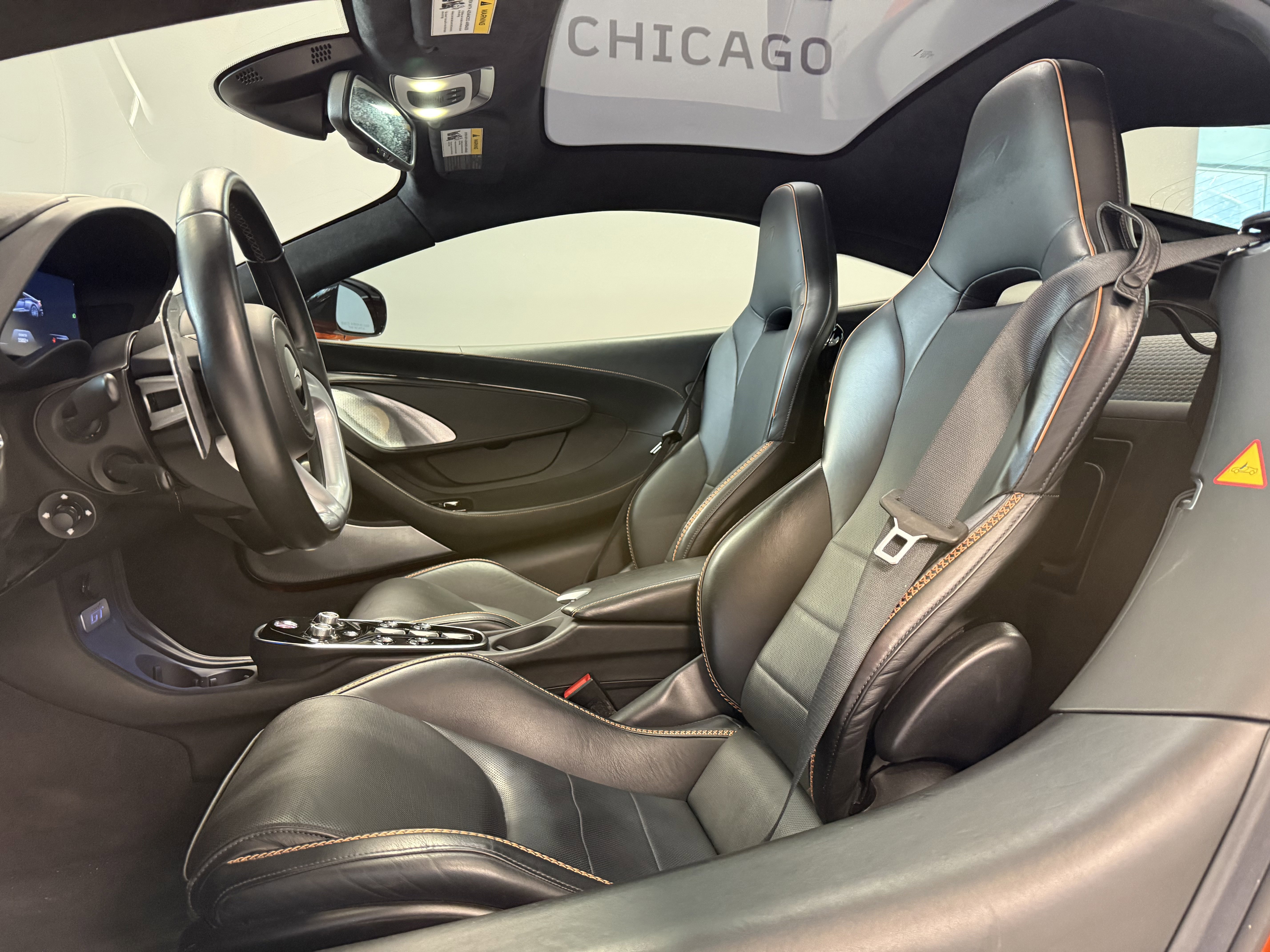 Used 2023 McLaren GT image 11