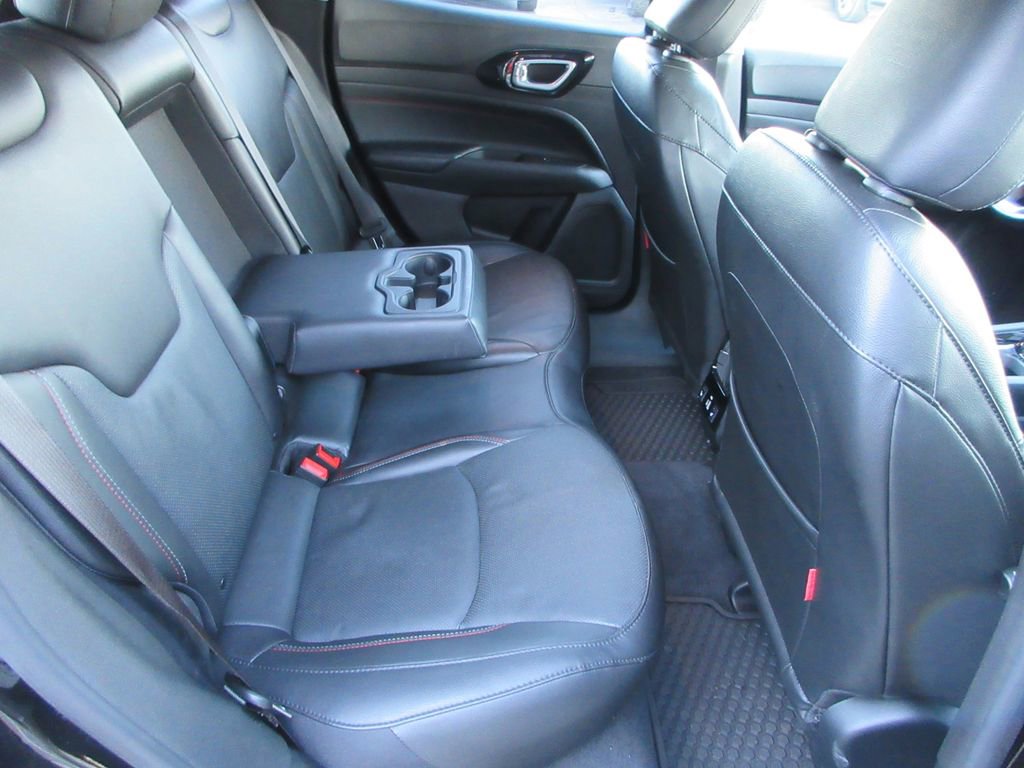 Used 2022 Jeep Compass Trailhawk w/ Trailhawk Elite Group image 18