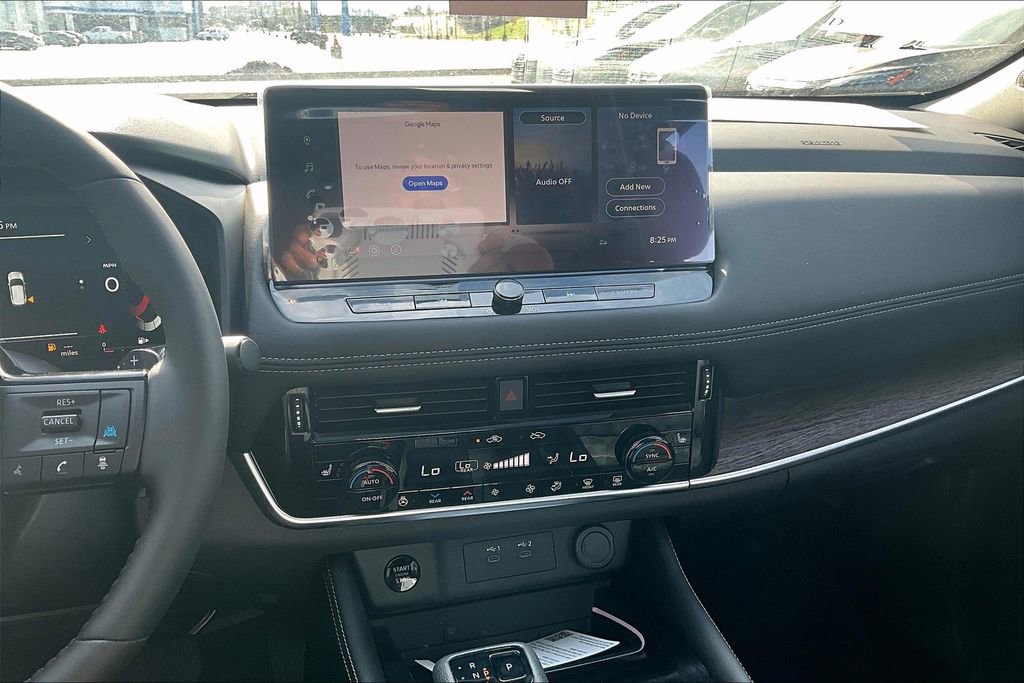 New 2025 Nissan Rogue Platinum w/ Platinum Premium Package image 11