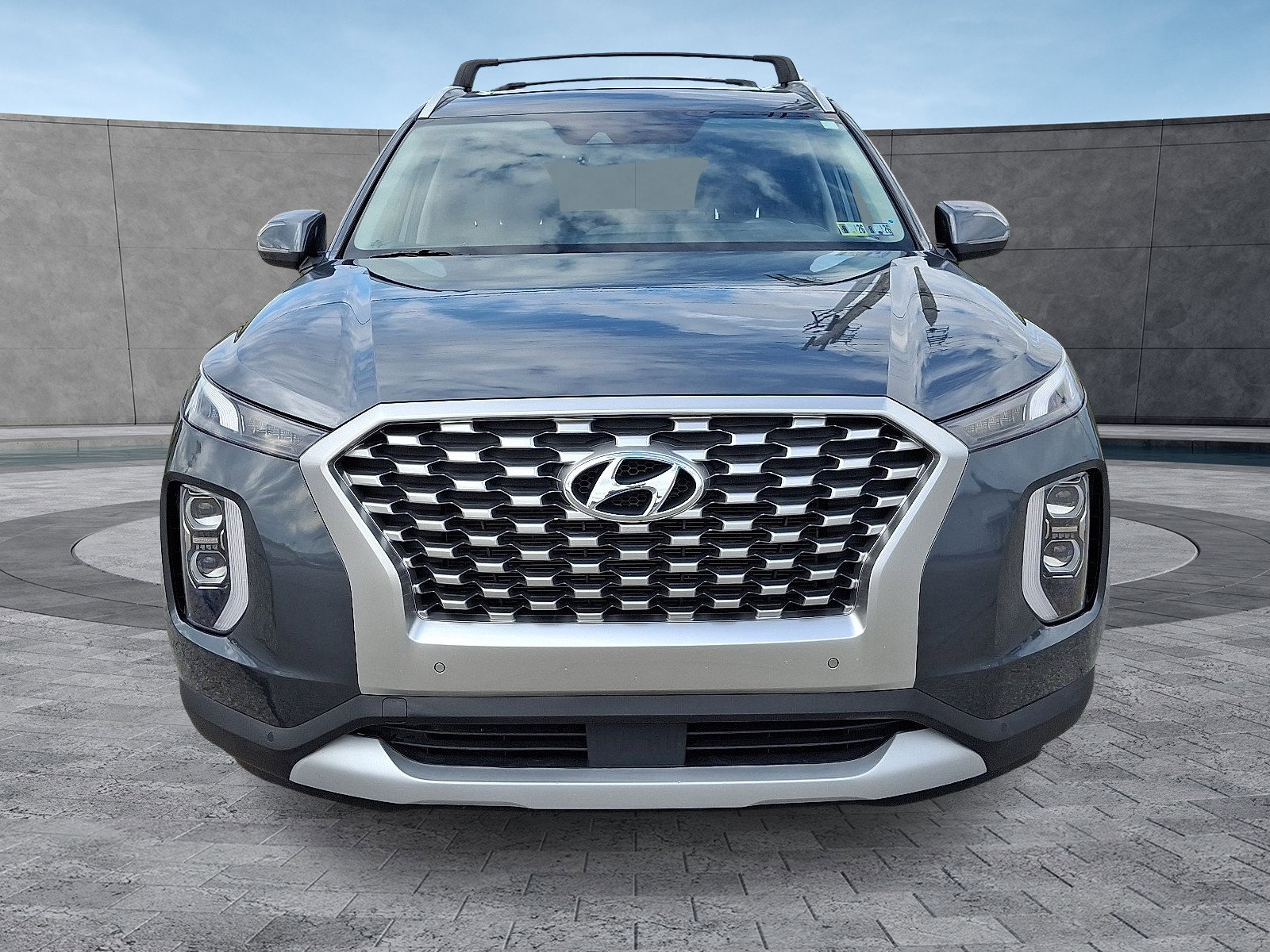 Used 2022 Hyundai Palisade SEL w/ Convenience Package image 3