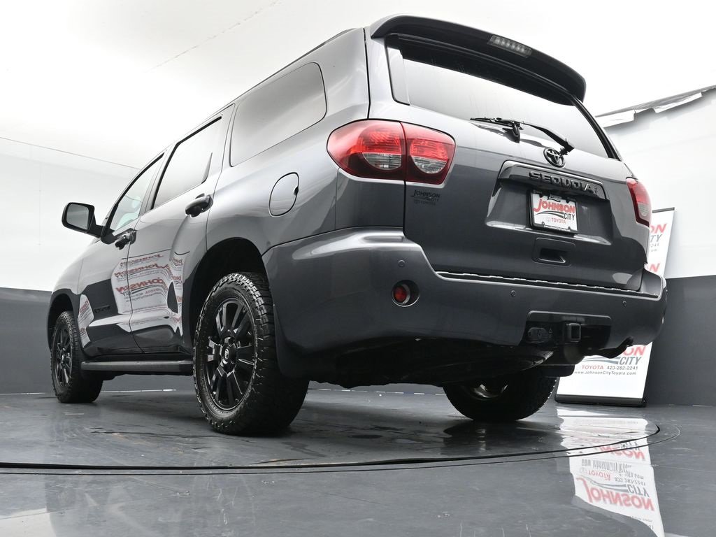 Used 2022 Toyota Sequoia TRD Sport image 39