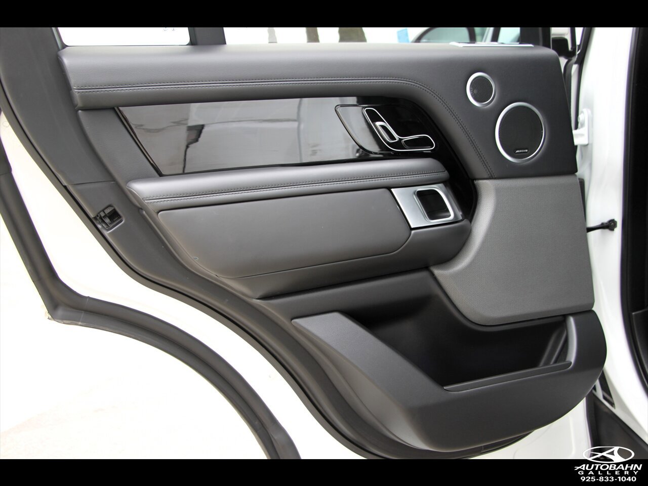 Used 2019 Land Rover Range Rover HSE AWD/4WD image 31