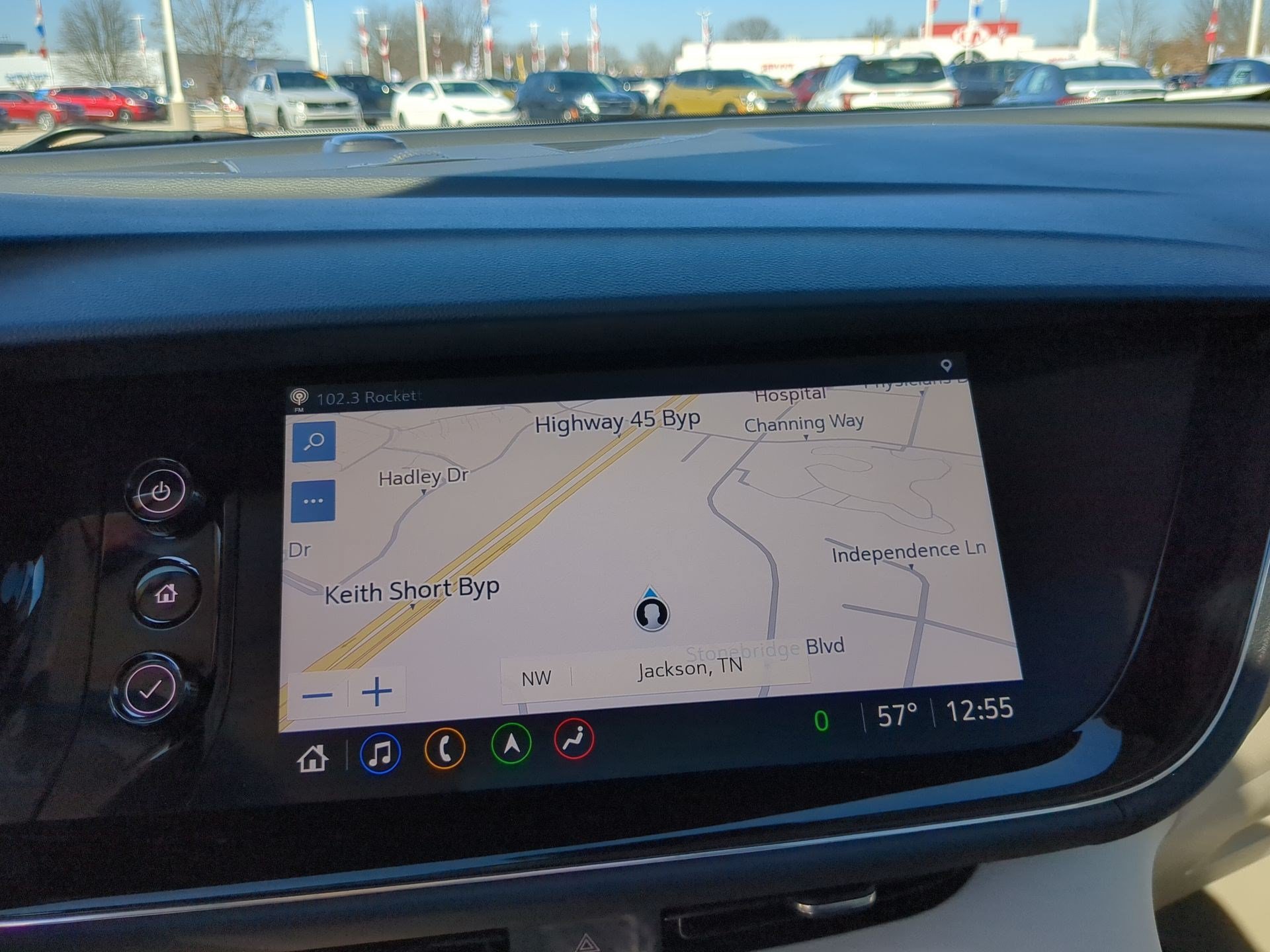 Used 2021 Buick Envision Avenir w/ Technology Package II FWD image 18