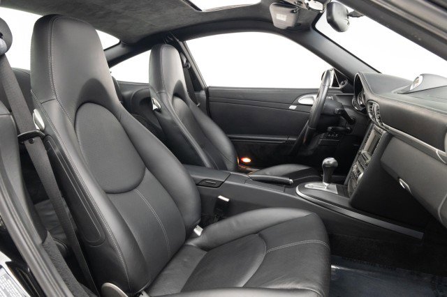 Used 2005 Porsche 911 Carrera S image 4