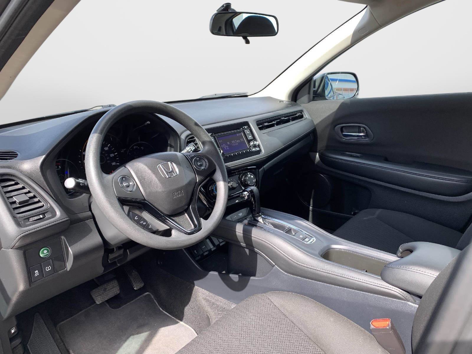 Used 2016 Honda HR-V LX image 28