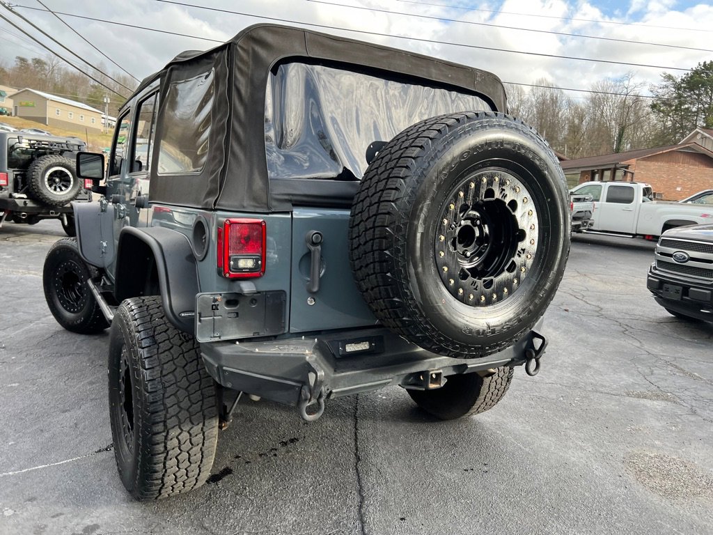 Used 2015 Jeep Wrangler Unlimited Sport image 73