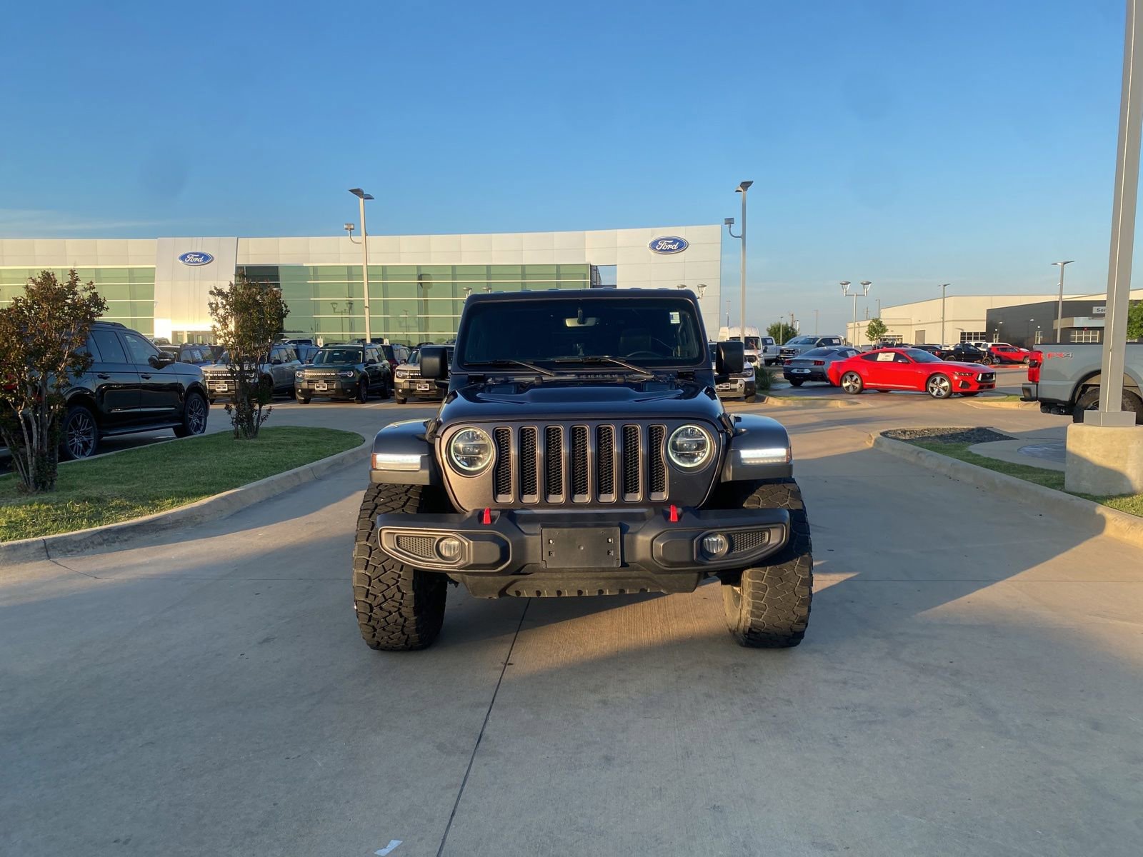 Used 2020 Jeep Wrangler Unlimited Rubicon AWD/4WD image 9