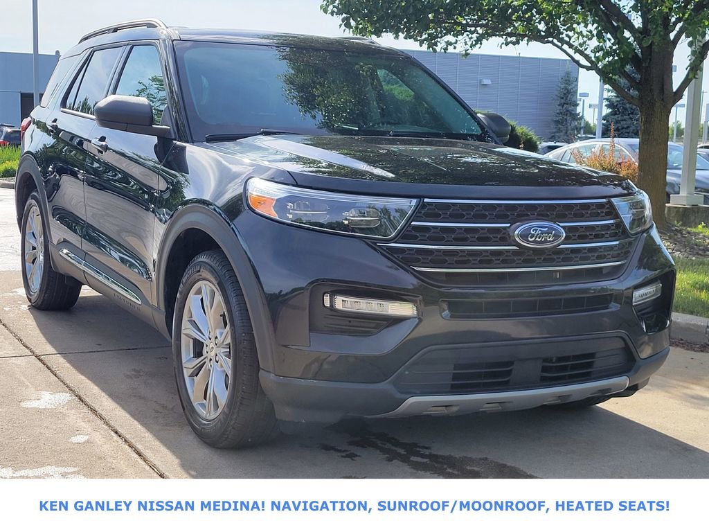 Used 2023 Ford Explorer XLT w/ Equipment Group 202A AWD/4WD image 1