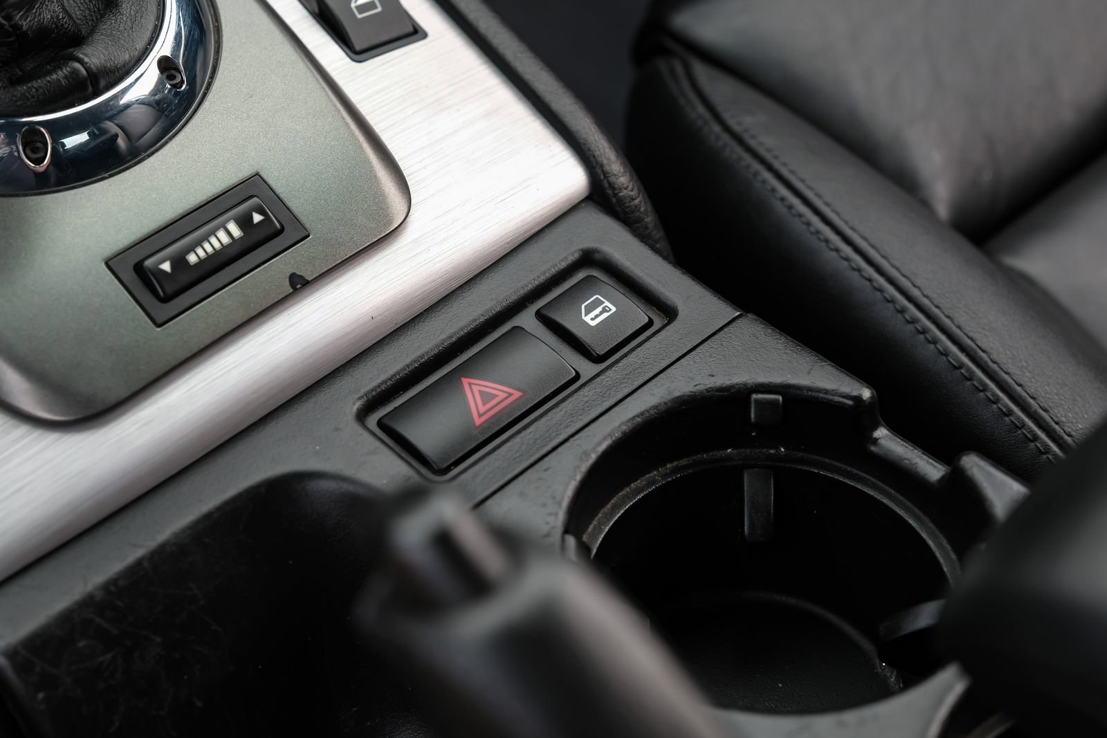 Used 2005 BMW M3 Convertible image 31