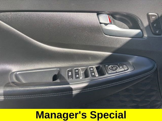 Used 2023 Hyundai Santa Fe Limited image 13