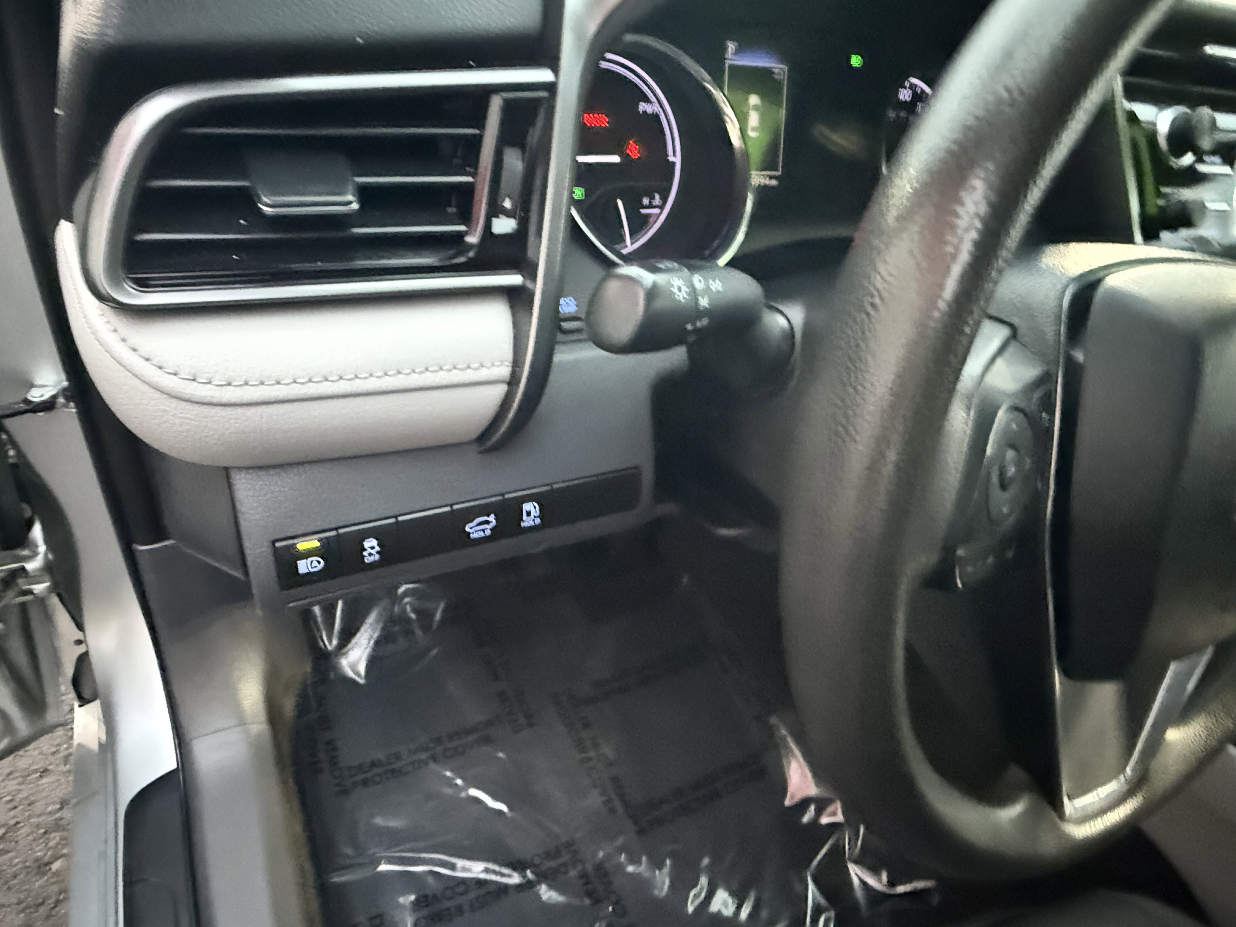 Certified 2019 Toyota Camry LE image 12