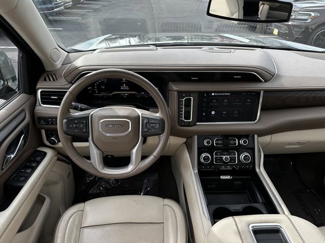 Used 2023 GMC Yukon Denali image 13