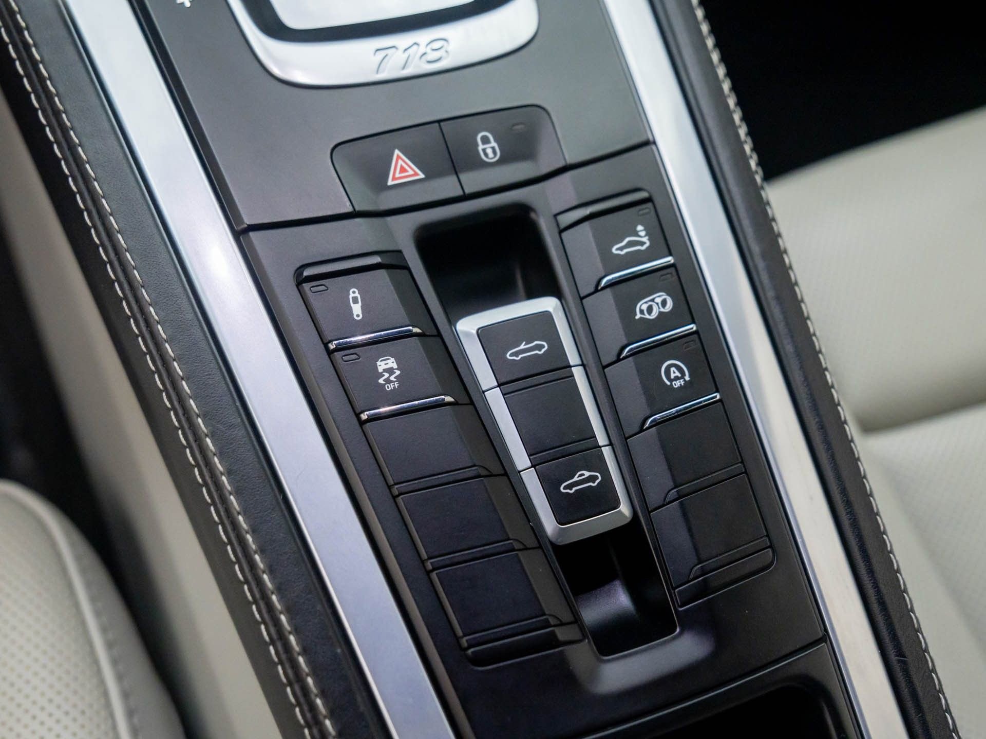 Certified 2019 Porsche 718 Boxster GTS image 18