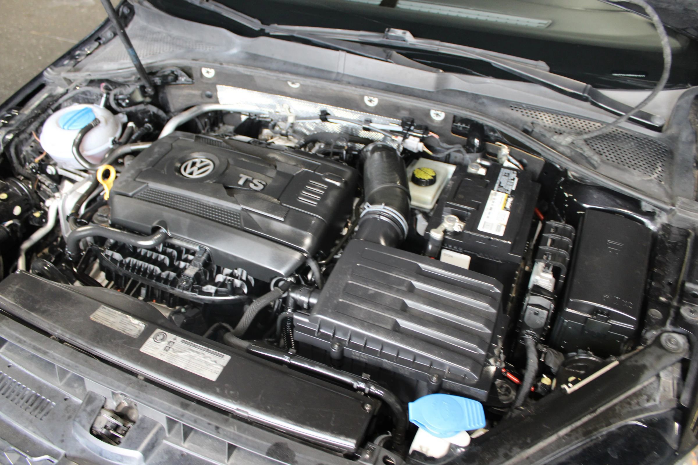 Used 2015 Volkswagen GTI S FWD image 27
