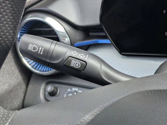 Used 2025 Chevrolet Trax LT image 15