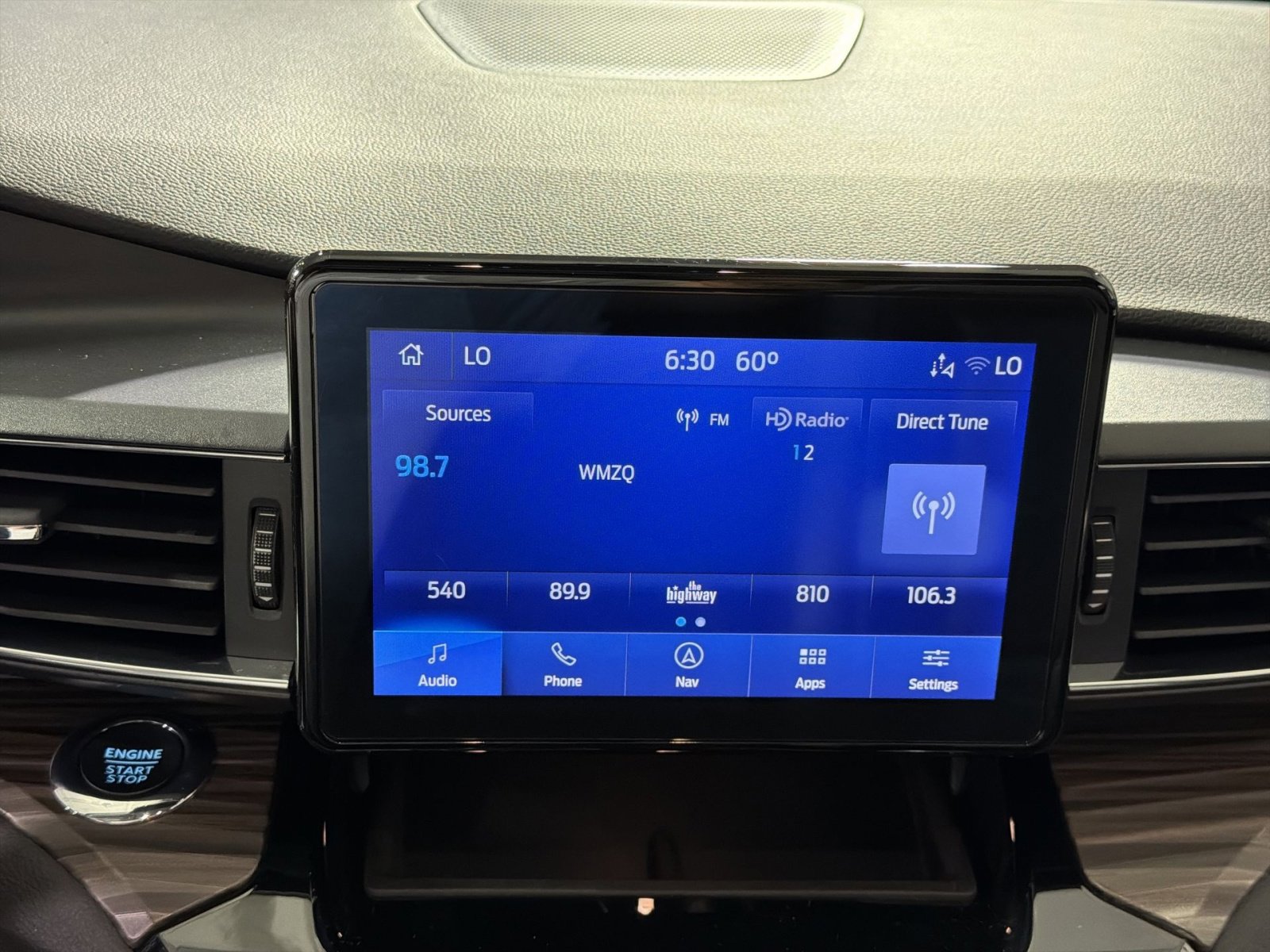 Used 2022 Ford Explorer Limited w/ Hybrid Equipment Group 310A image 38