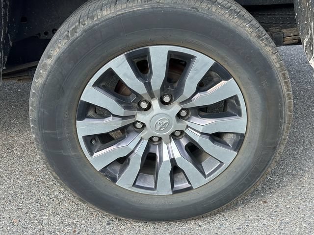 Certified 2023 Toyota Tacoma Limited w/ Black Out Package (TMS) AWD/4WD image 15