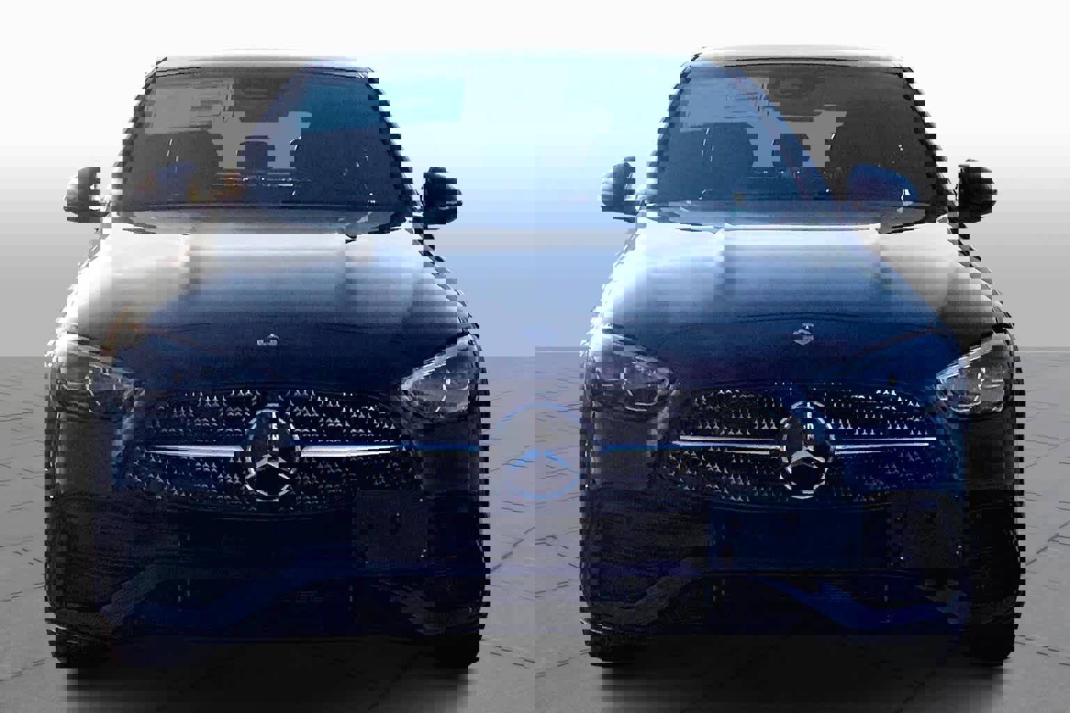 Used 2025 Mercedes-Benz C 300 4MATIC Sedan image 3