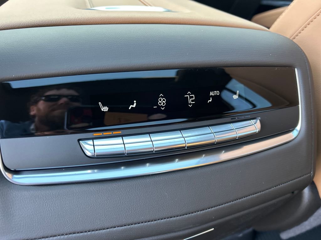 New 2026 Cadillac Escalade ESV Luxury image 50