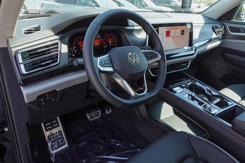 New 2026 Volkswagen Atlas Peak Edition image 14