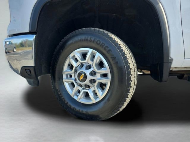 Used 2025 Chevrolet Silverado 2500 LT w/ Convenience Package image 35