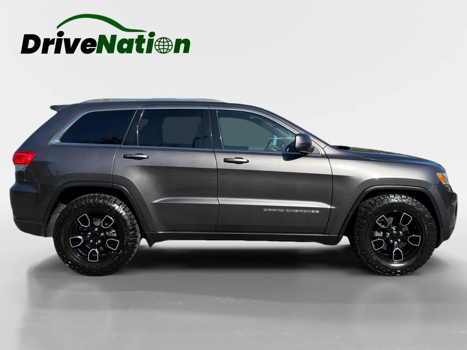 Used 2014 Jeep Grand Cherokee Laredo w/ Quick Order Package 23E RWD image 4