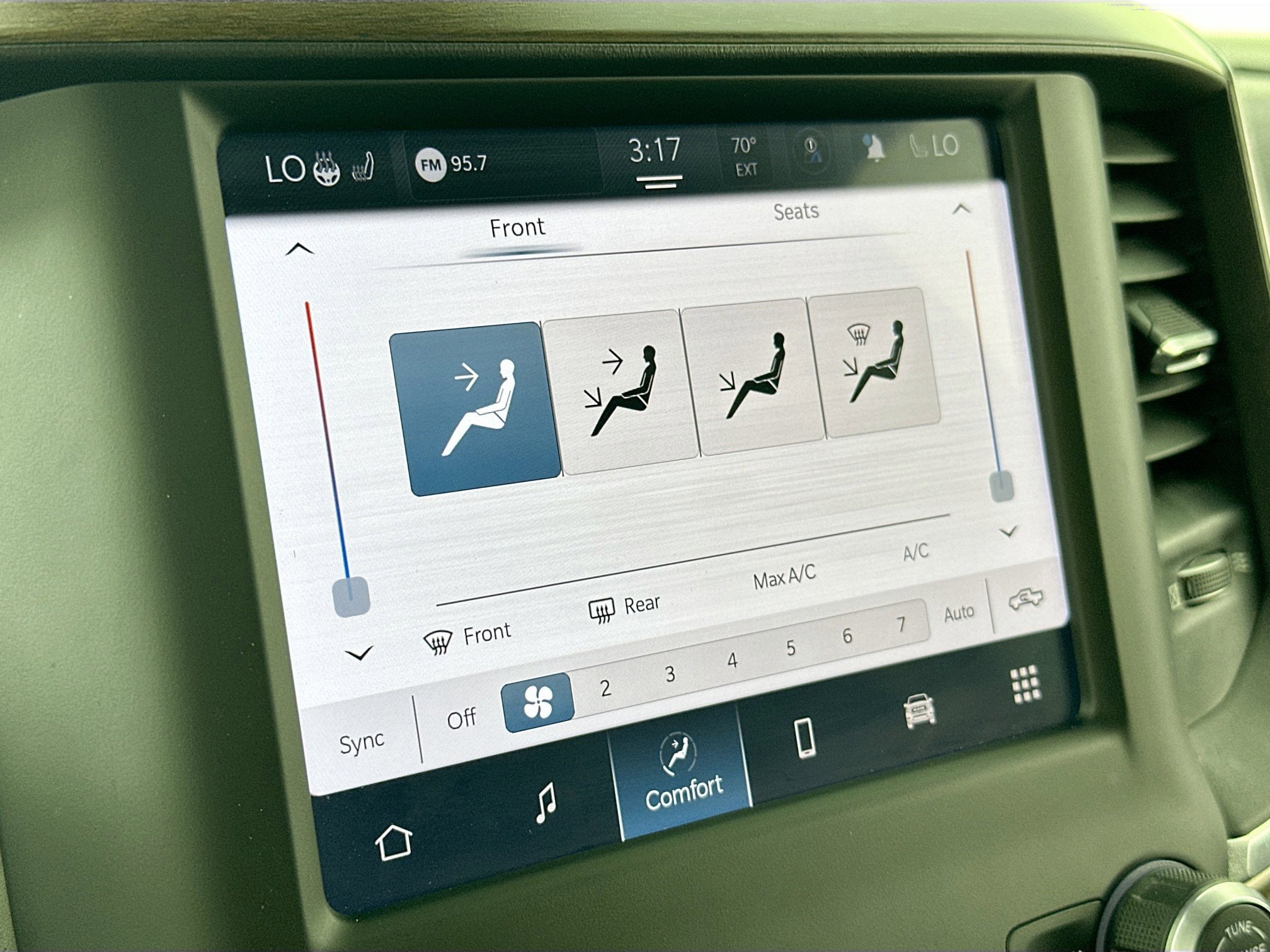 Used 2022 RAM 1500 Laramie image 15