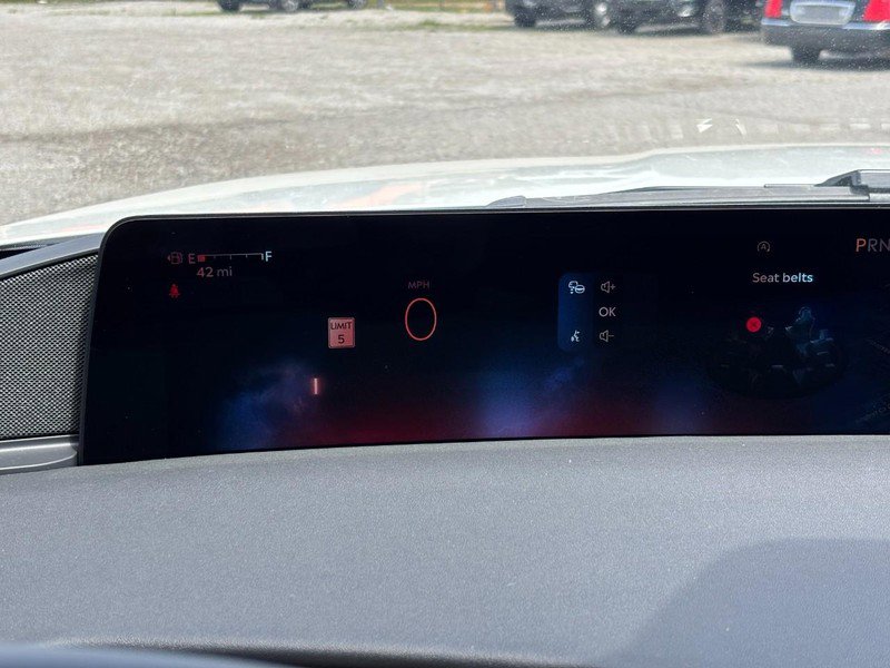 New 2026 Lincoln Navigator Reserve AWD/4WD image 19