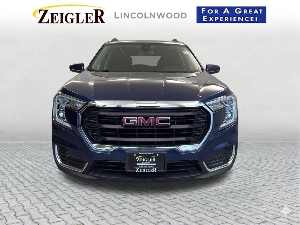 Used 2022 GMC Terrain SLE w/ Driver Convenience Package AWD/4WD image 11