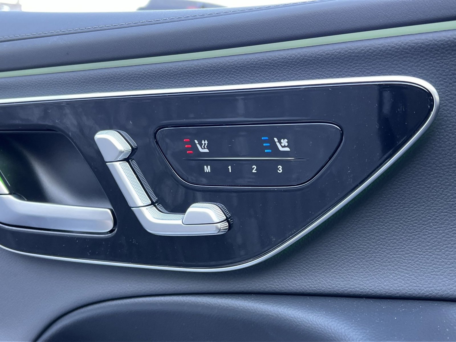 New 2026 Mercedes-Benz E 450 4MATIC All-Terrain Wagon image 34