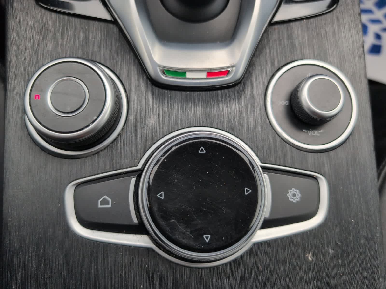 Used 2022 Alfa Romeo Stelvio Sprint AWD/4WD image 22