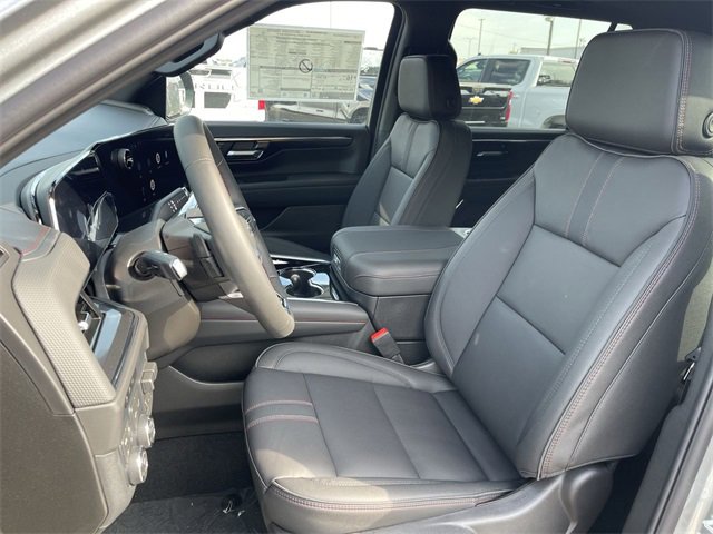 New 2026 Chevrolet Suburban RST w/ RST Capability Package image 11